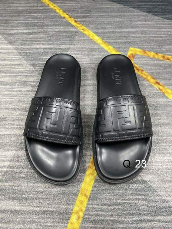 Picture of Fendi Slippers _SKUFendisz38-45HY07022693